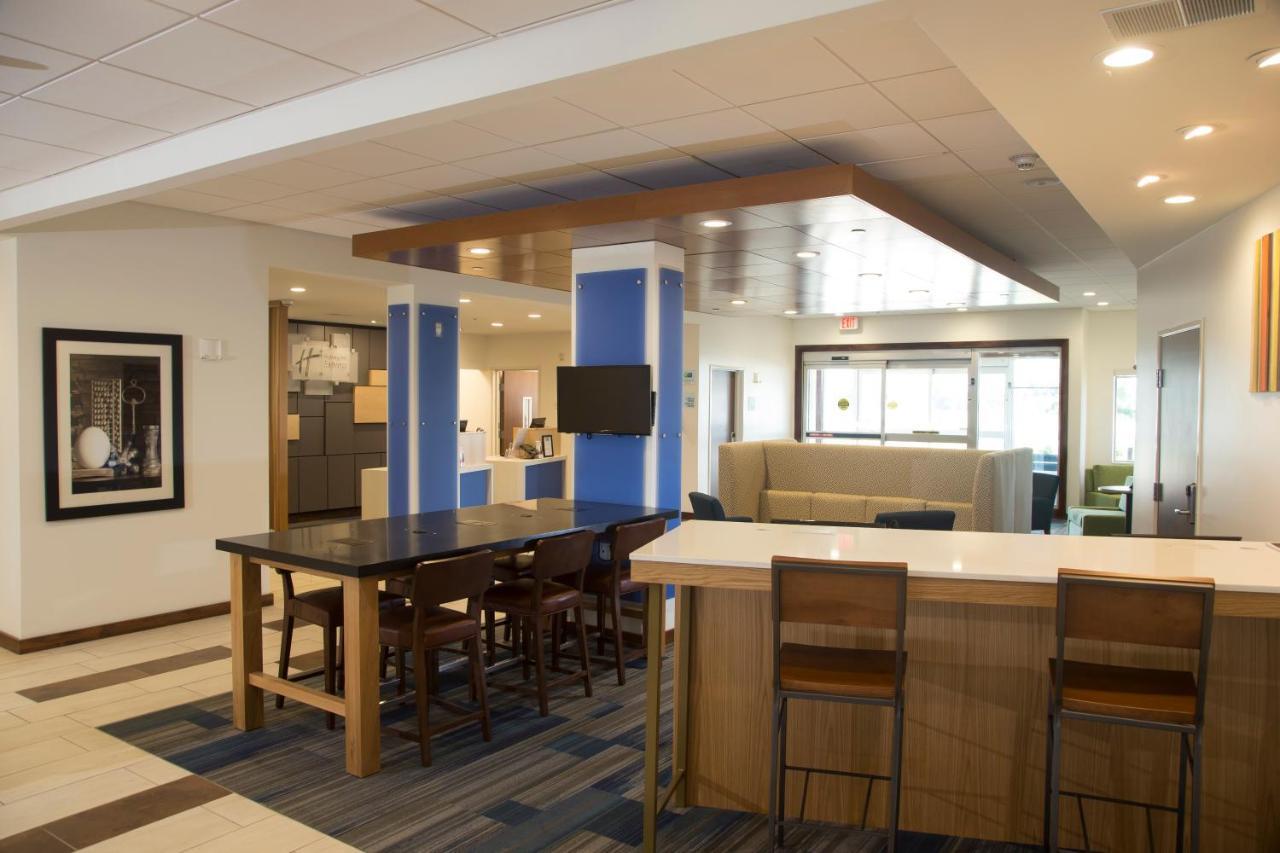 Holiday Inn Express Rochester Hills By Ihg Экстерьер фото